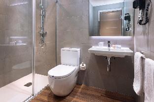 Hostal Opera Ramblas photo 3