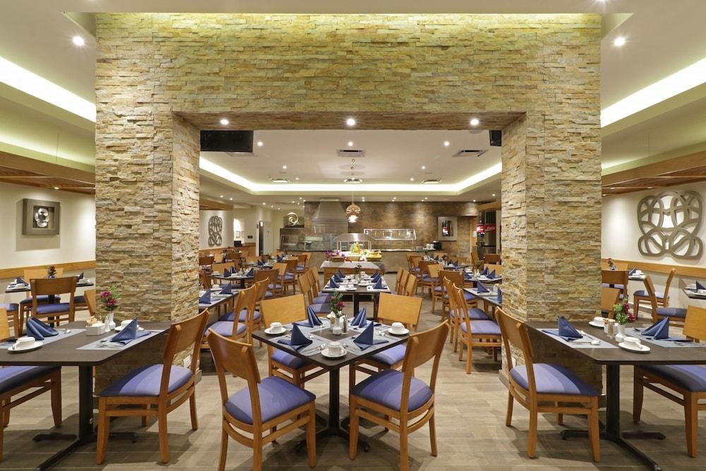 Holiday Inn Monterrey Norte By IHG photo 2