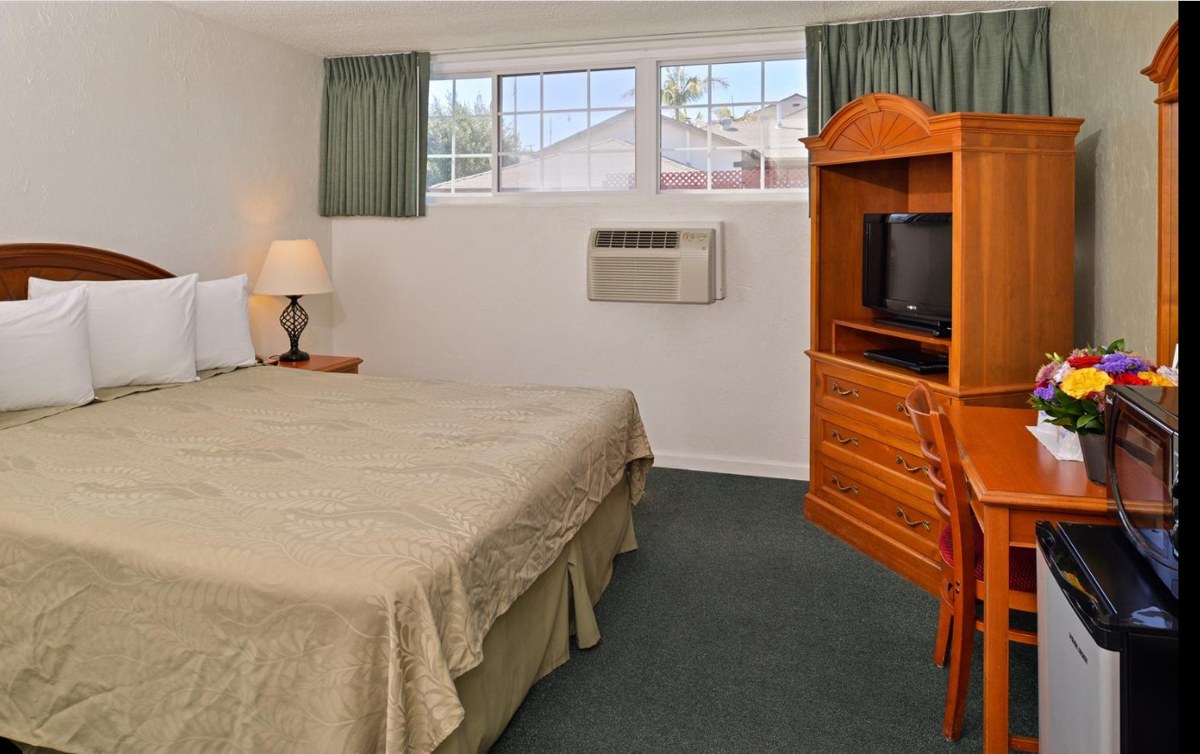 Americas Best Value Inn Loma Lodge photo 4