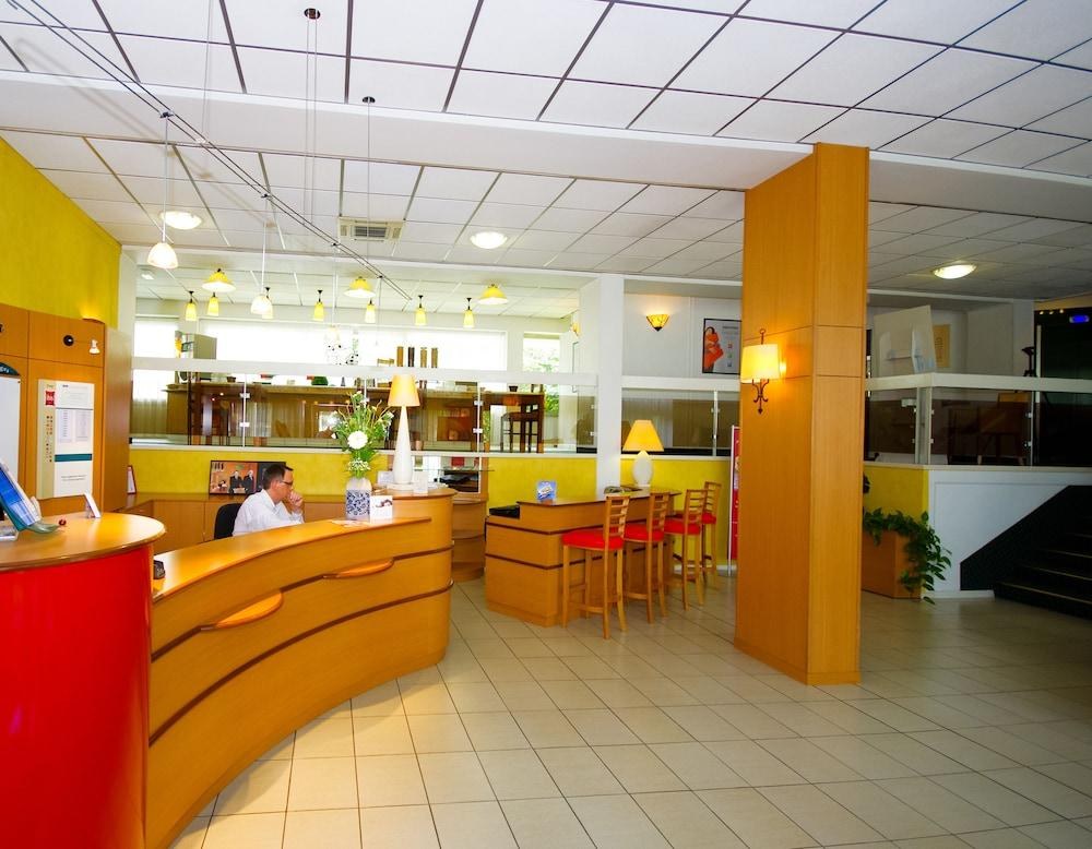 ibis Grenoble Gare photo 3