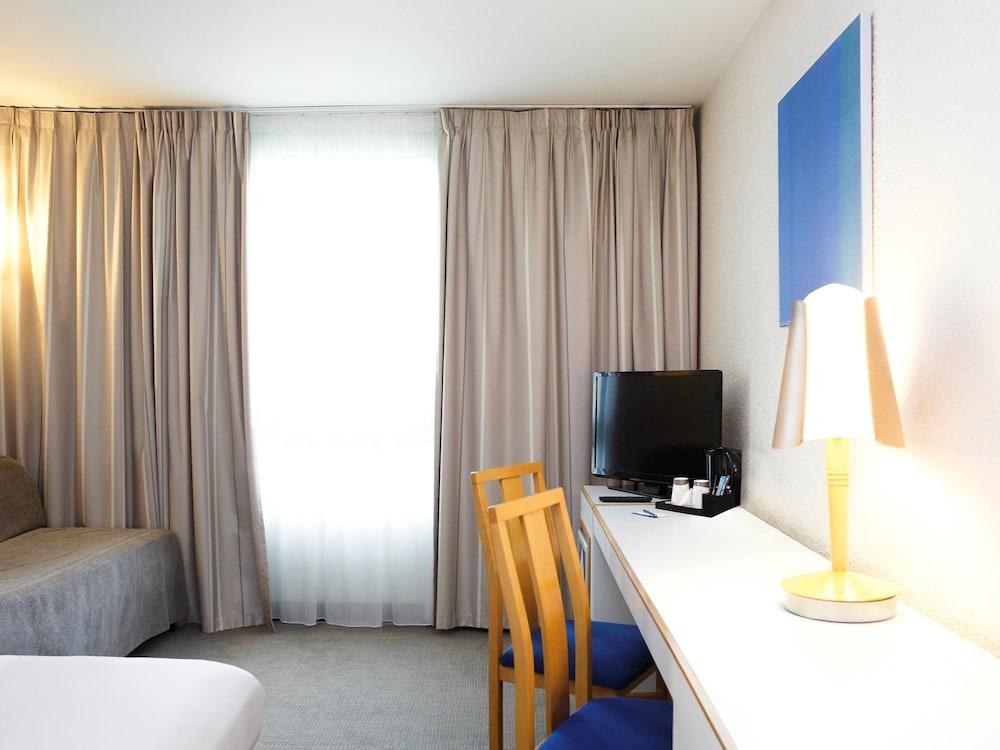Novotel Grenoble Nord Voreppe photo 2