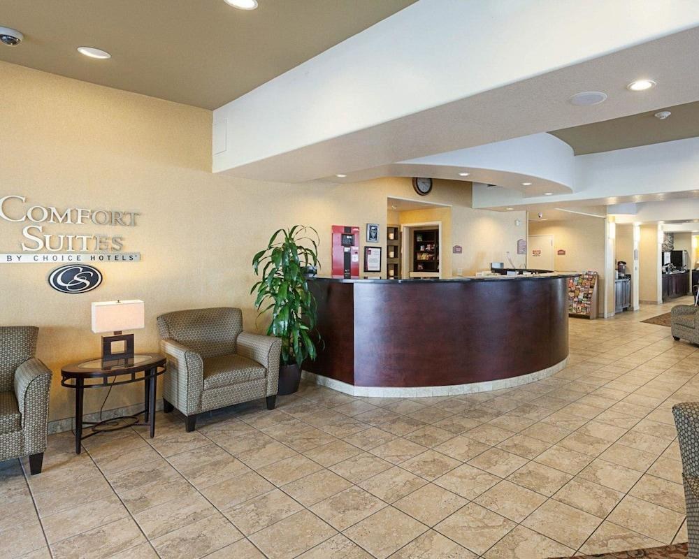 Comfort Suites Medical Center near Six Flag photo 4