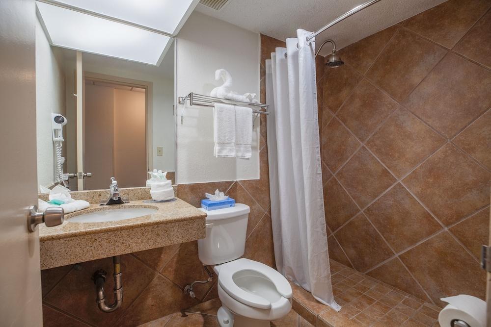 STADIUM HOTEL photo 4