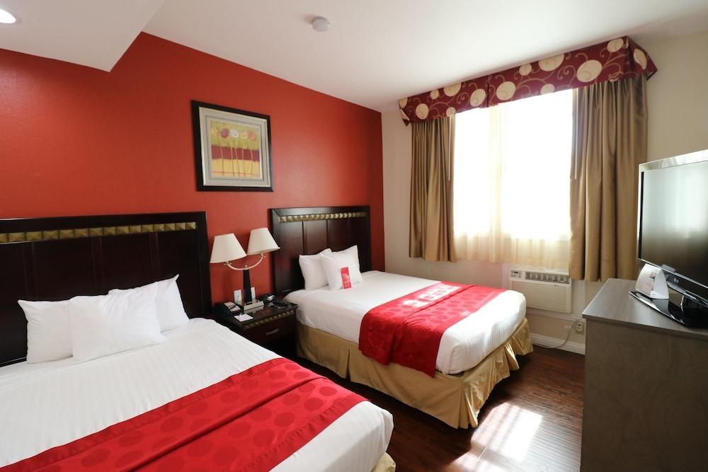 Ramada by Wyndham San Diego Airport photo 3