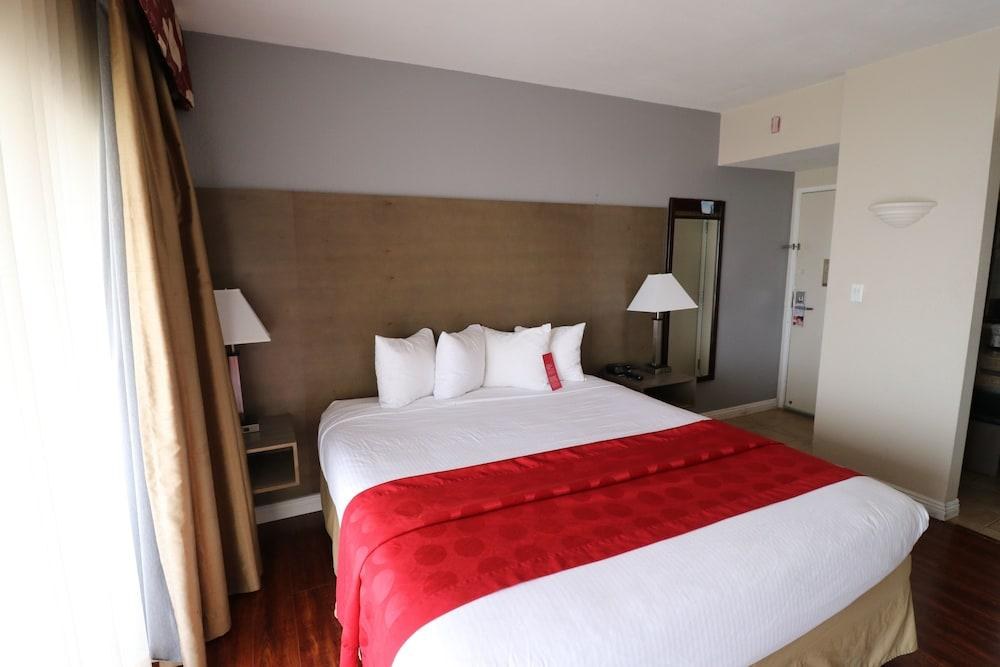 Ramada by Wyndham San Diego Airport photo 4