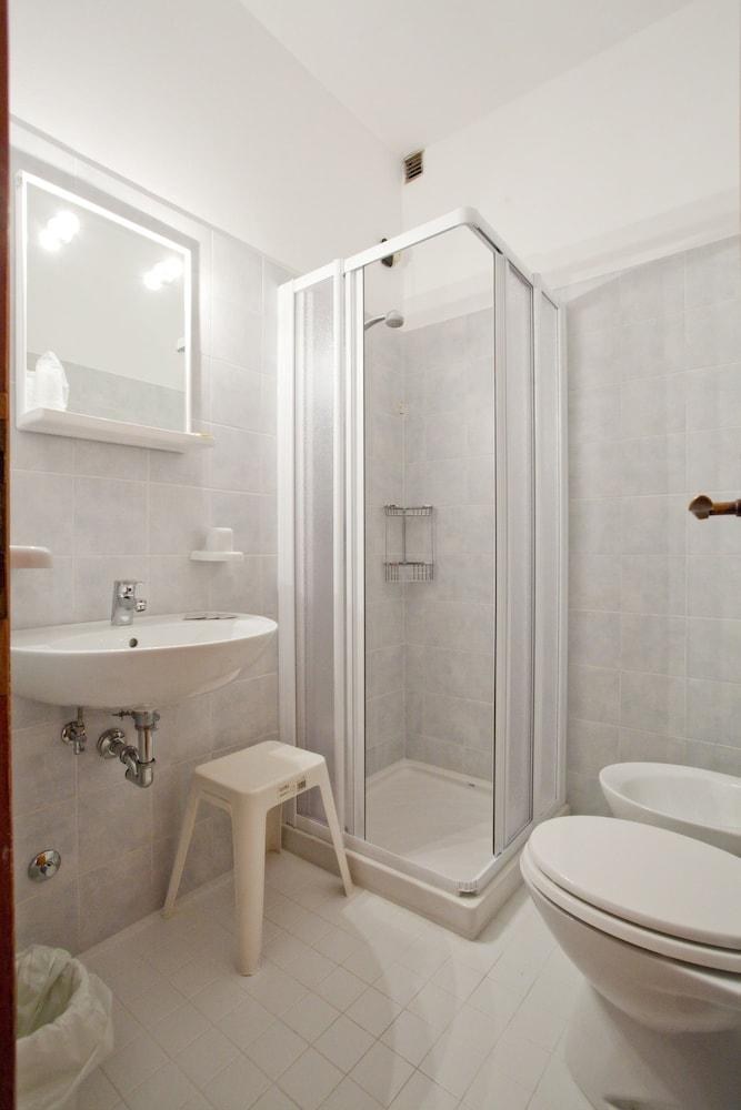 Hotel Pigalle photo 3
