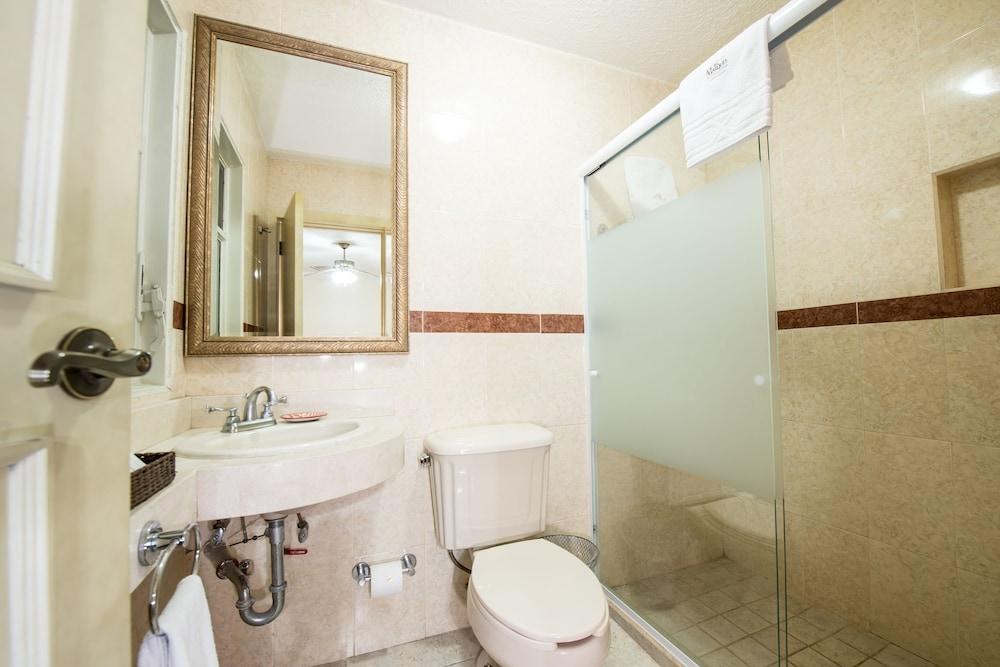 Del Marques Hotel and Suites photo 2