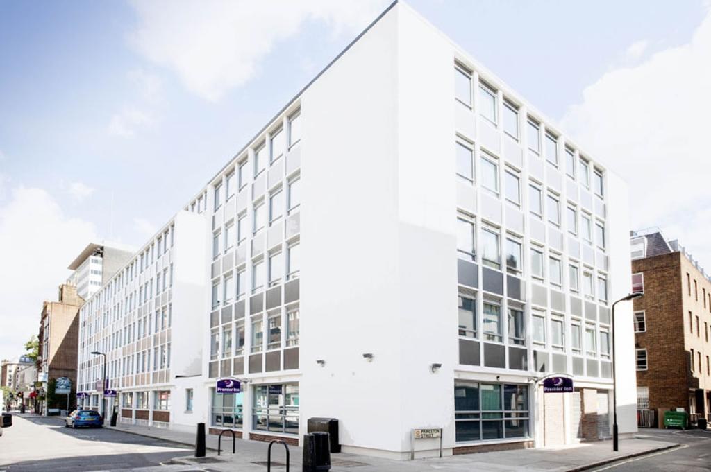 PREMIER INN LONDON HOLBORN
