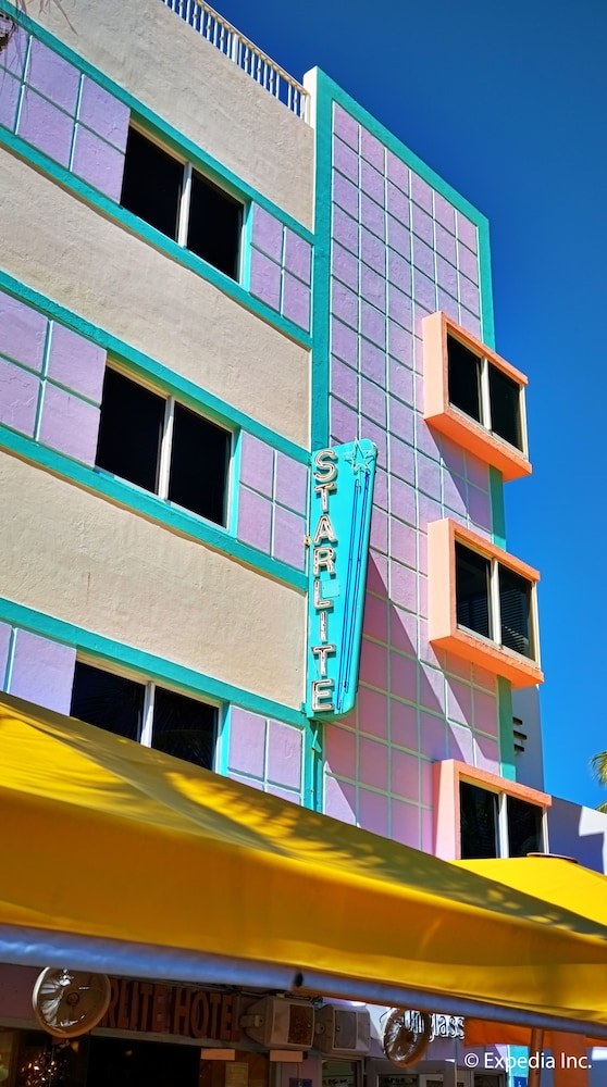 Starlite Hotel
