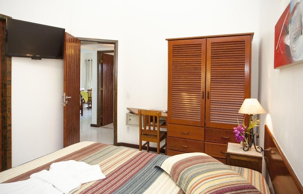 LA BOHEME HOTEL photo 2