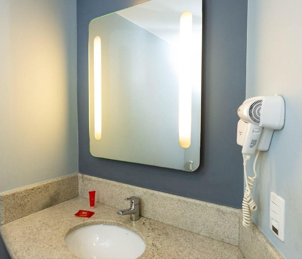 Ibis Rio De Janeiro Nova America photo 3