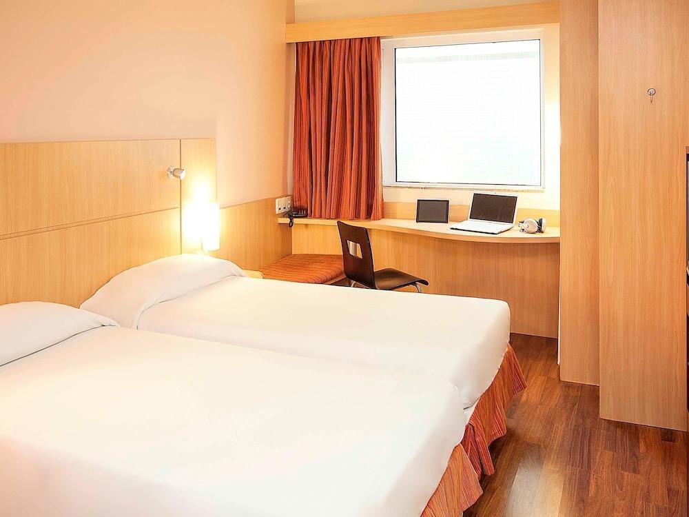 Ibis Rio De Janeiro Santos Dumont photo 1