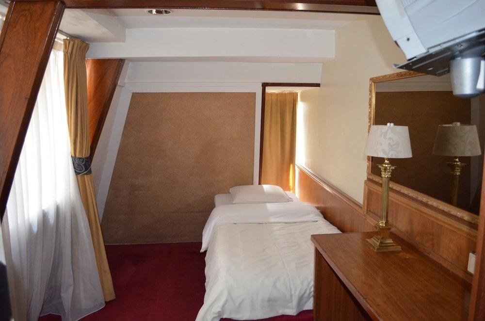 Rembrandtplein Hotel photo 4