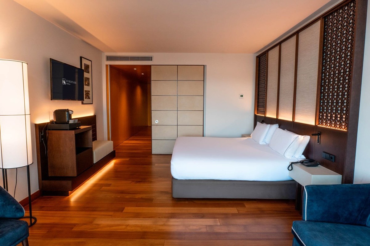 EUROSTARS GRAND MARINA photo 2