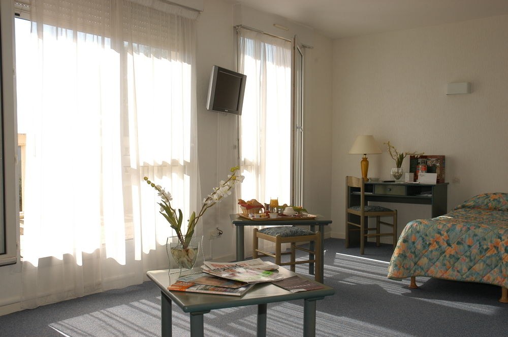 INTER-HOTEL ALTON BORDEAUX MERIADECK photo 1