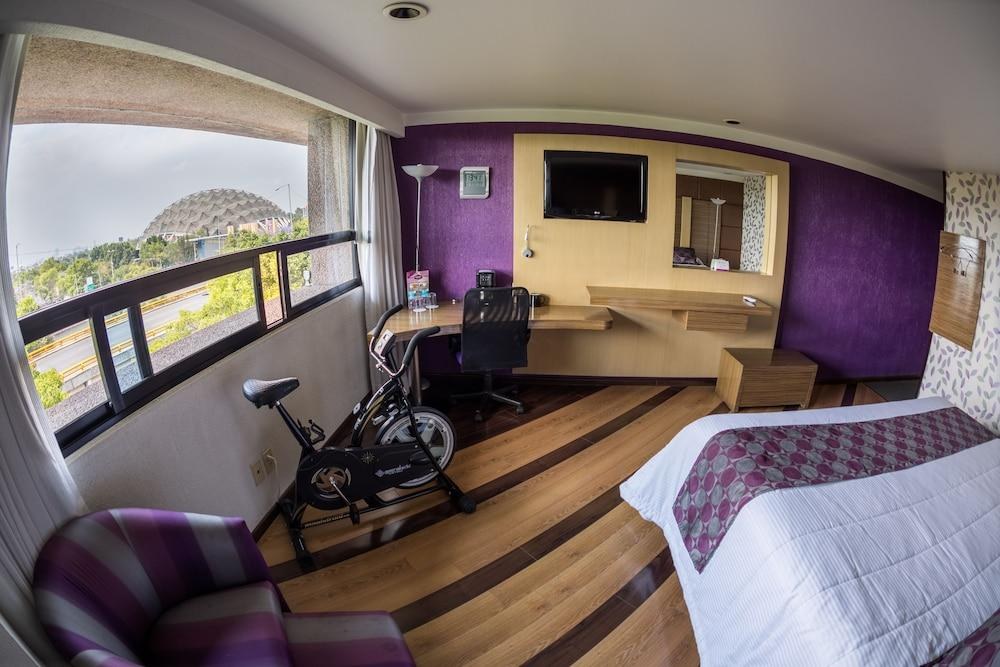 Grand Prix-WeEnjoyHotels-Aeropuerto photo 2