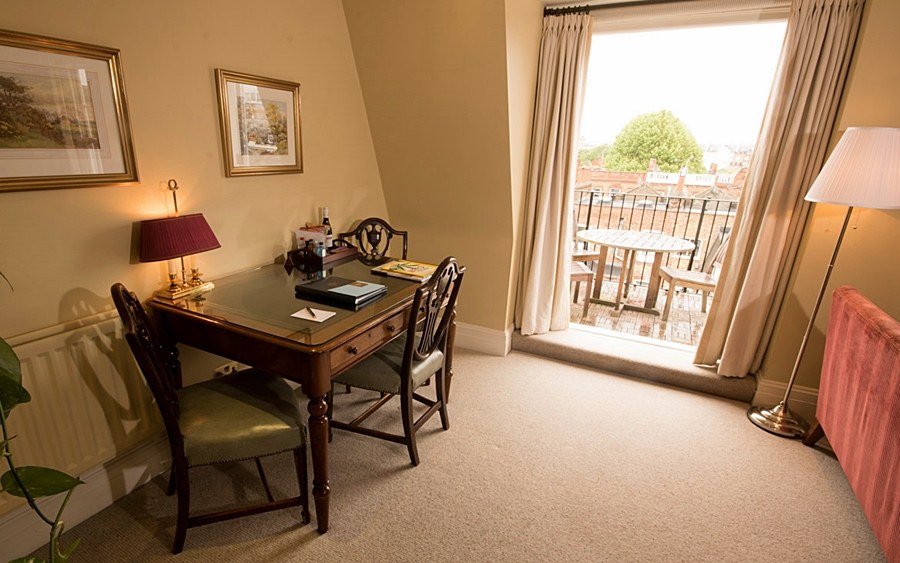 THE CRANLEY HOTEL photo 3