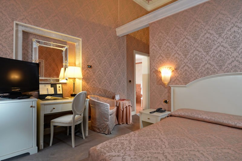 Duodo Palace Hotel photo 2