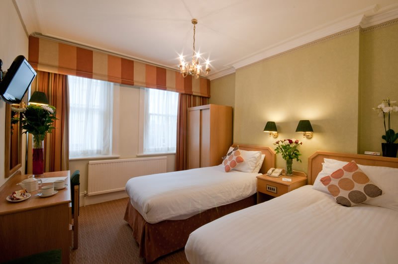 PHOENIX HOTEL photo 4