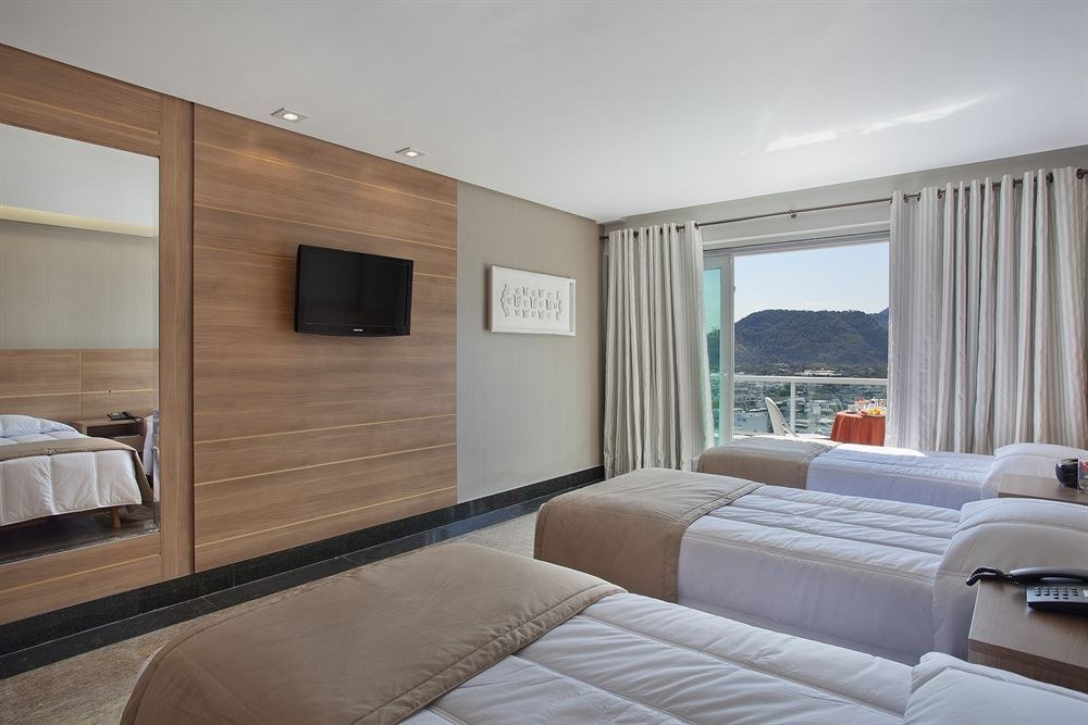 Royalty Barra Hotel
