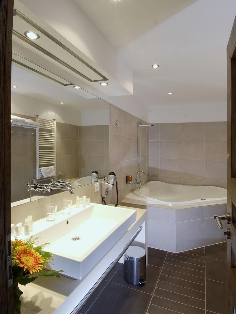 THE MANES Boutique Hotel Prague photo 2