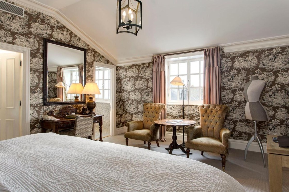 THE PELHAM HOTEL