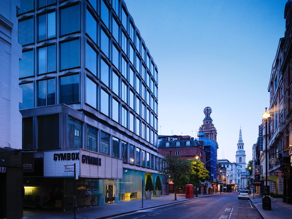 St Martins Lane London photo 4