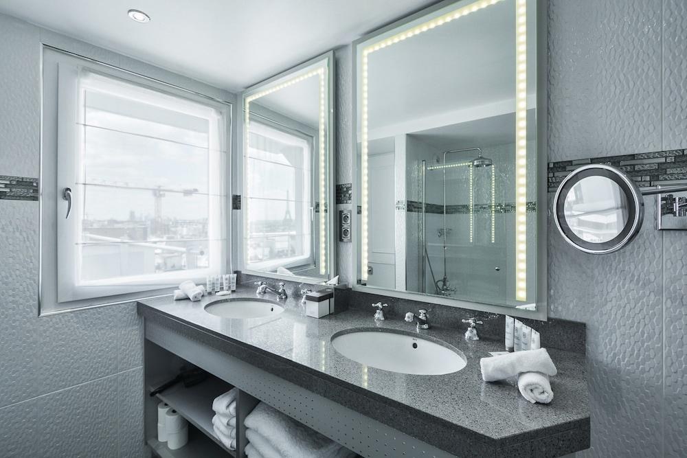 Maison Astor Paris, Curio Collection by Hilton photo 2