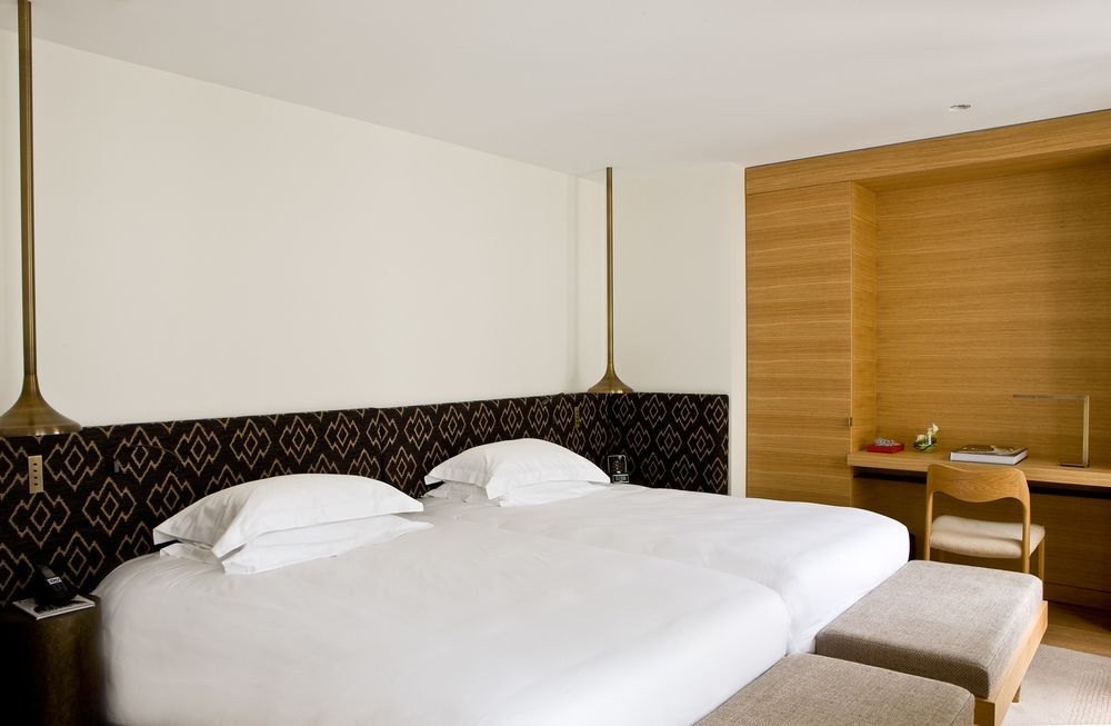 Hotel Marignan Champs - Elysées photo 1