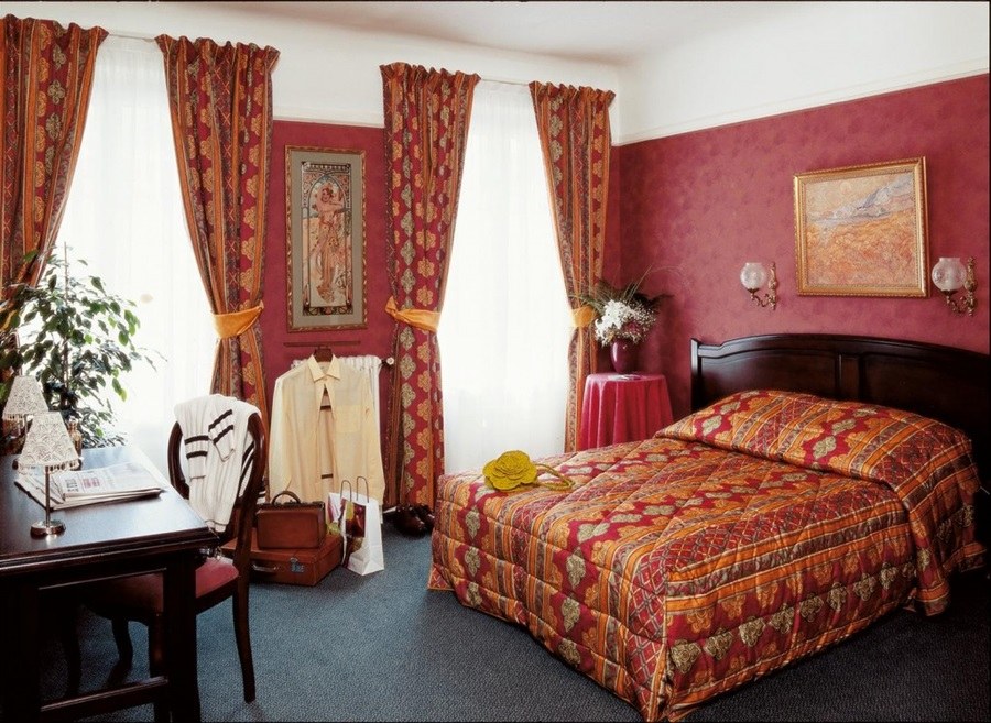 HOTEL ROYAL FROMENTIN photo 3