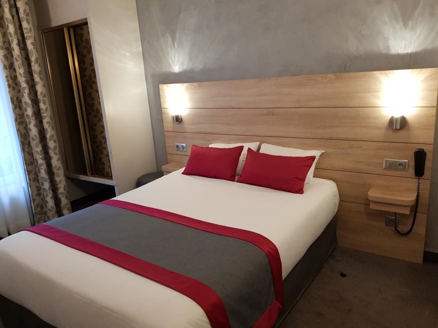 CHAMPERRET ELYSEES photo 2