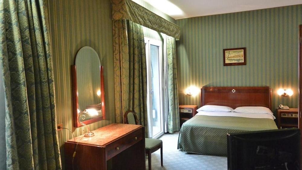 IH HOTELS MILANO BOCCONI
