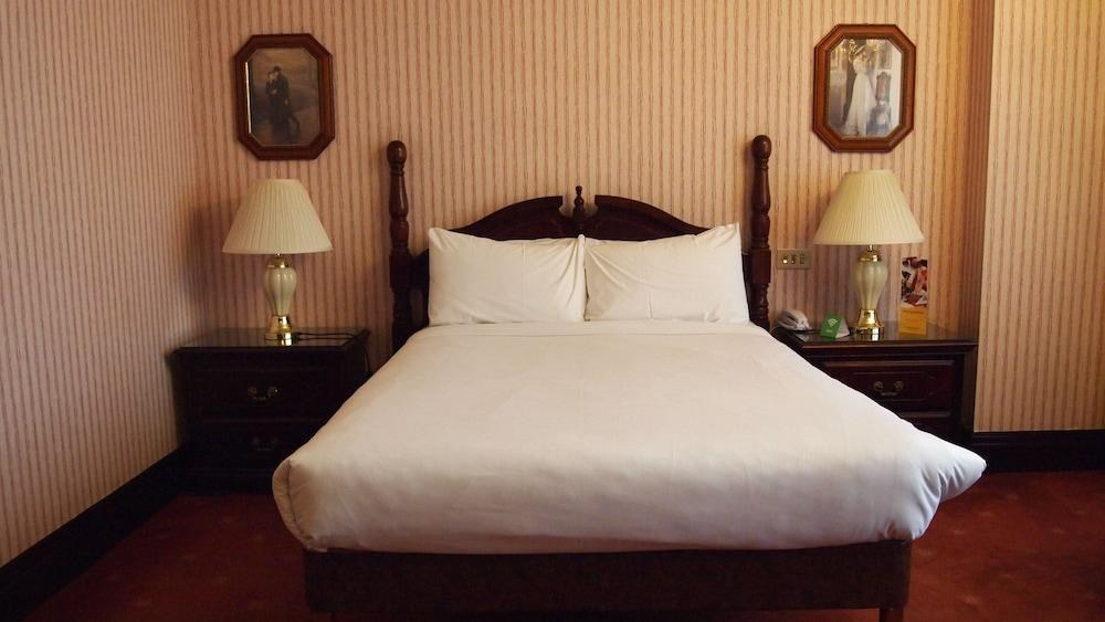 Britannia International Hotel photo 2