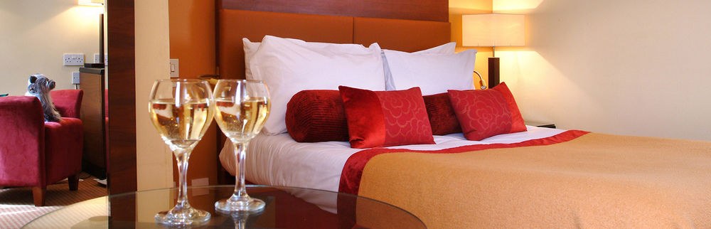 PARLIAMENT HOUSE HOTEL