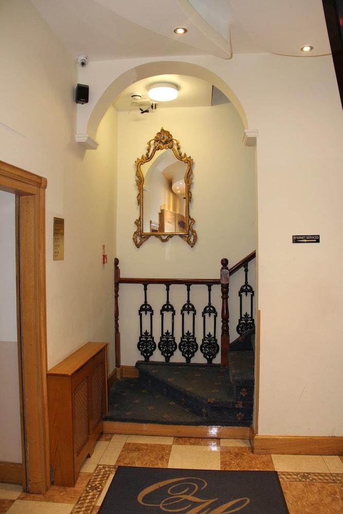 OXFORD HOTEL EARLS COURT LONDON photo 3