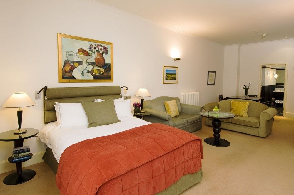 SCOTSMAN HOTEL