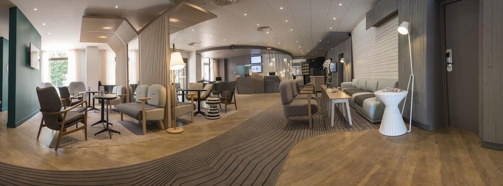 NOVOTEL NICE CENTRE VIEUX NICE photo 2