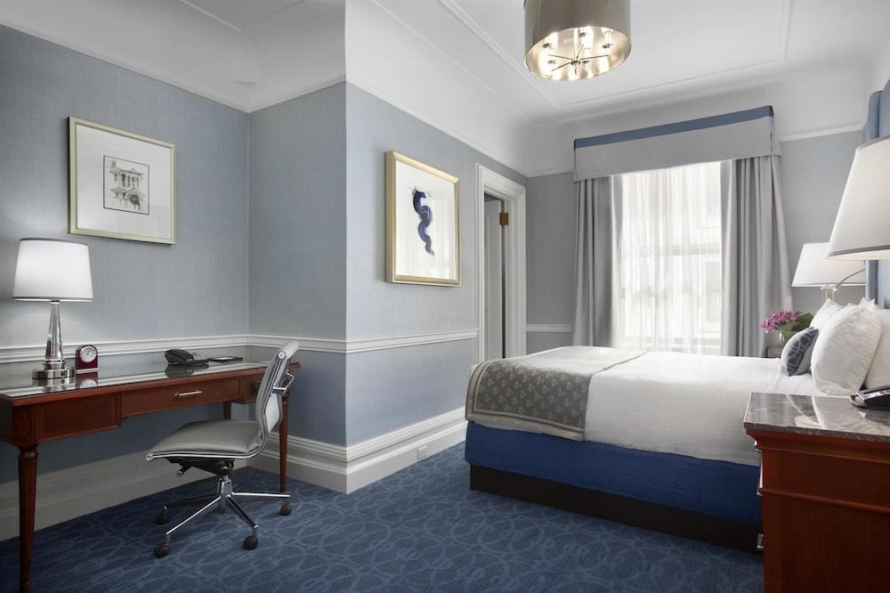 FAIRMONT COPLEY PLAZA photo 2