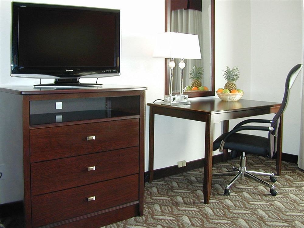 ALEXIS PARK ALL SUITE RESORT