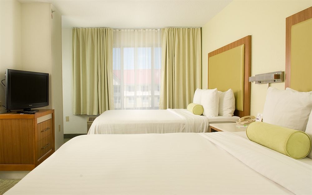SPRINGHILL SUITES ORLANDO CONVENTION CENTER photo 2