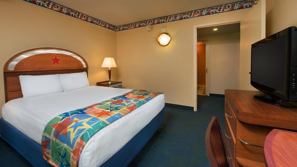 DISNEY'S ALL-STAR MUSIC RESORT photo 3