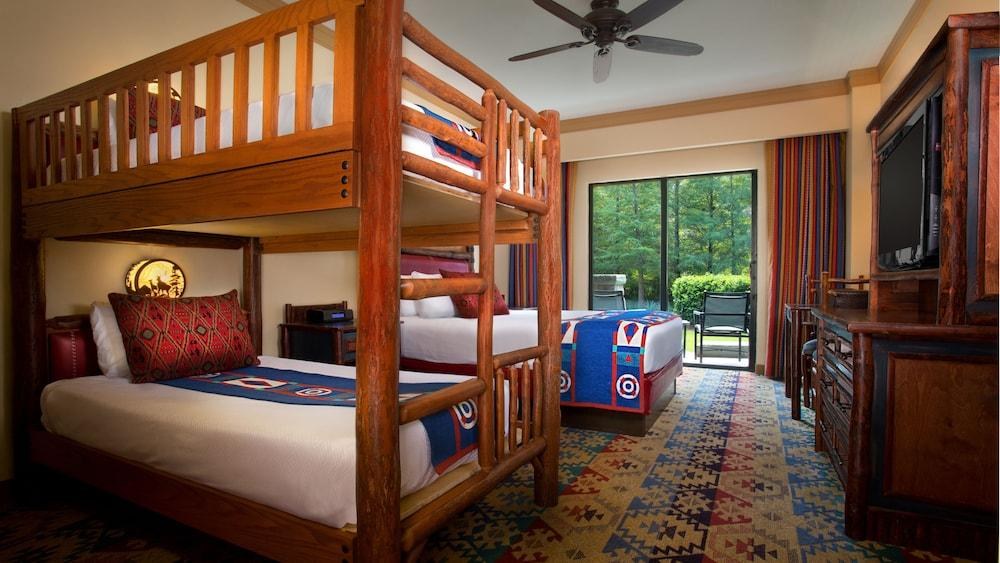 DISNEY'S WILDERNESS LODGE photo 2