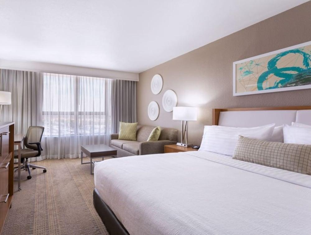 HOLIDAY INN MIAMI WEST-AIRPORT AREA photo 4