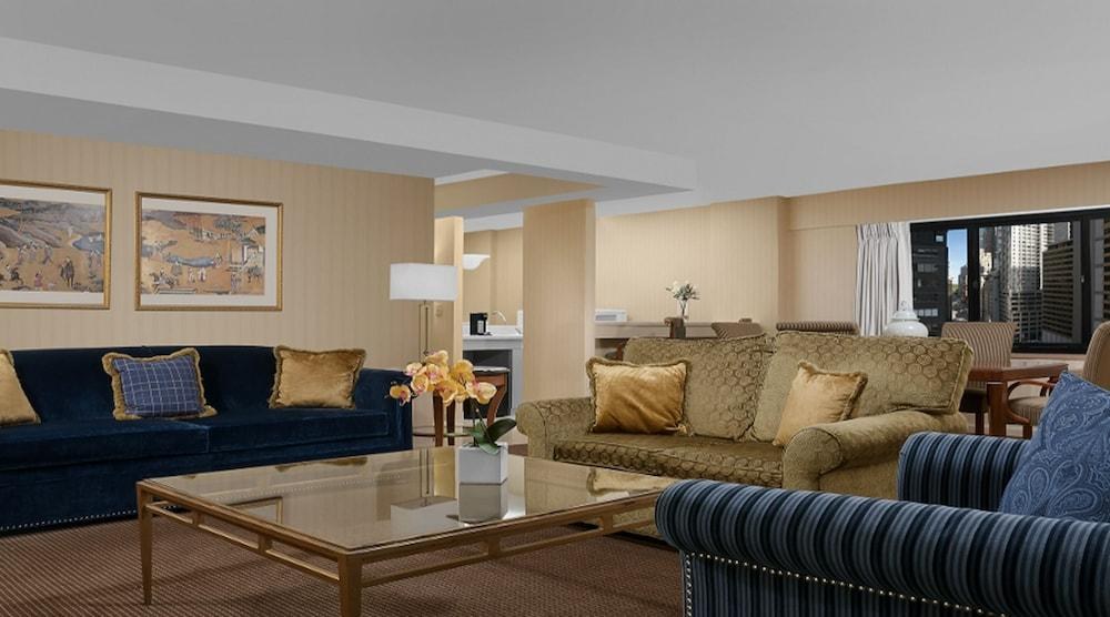 THE MANHATTAN AT TIMES SQUARE HOTEL photo 2
