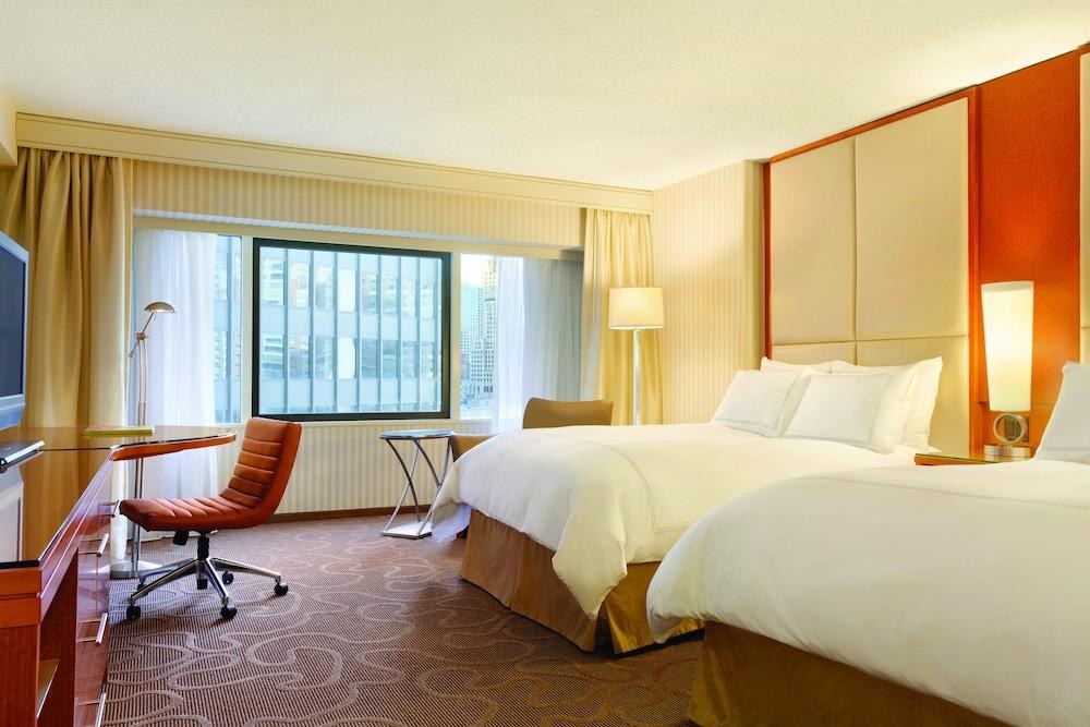 SWISSOTEL CHICAGO photo 3