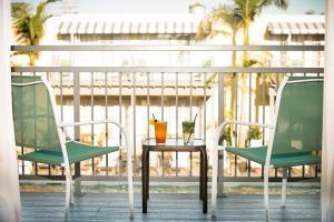 LAFAYETTE HOTEL & SUITES IN SAN DIEGO