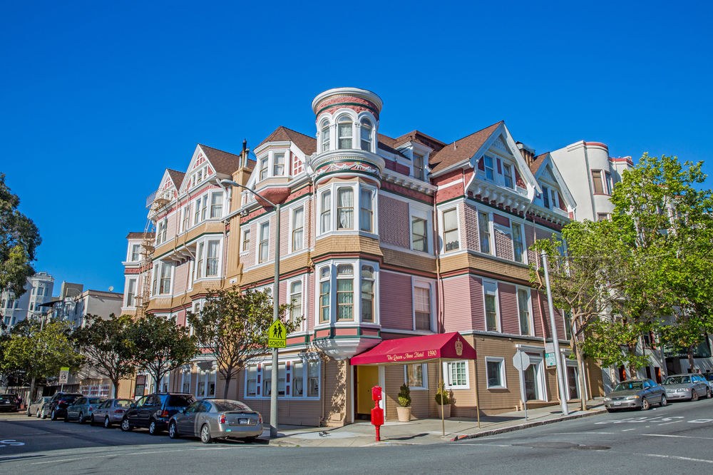 QUEEN ANNE HOTEL photo 1