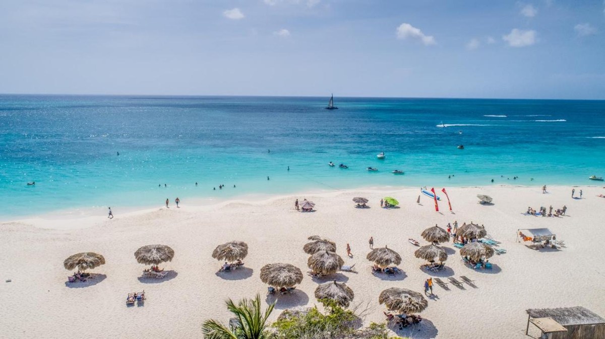 MVC EAGLE BEACH ARUBA