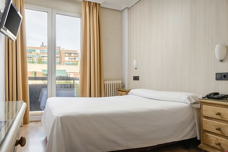 Madrid Rio (ex.Isis Hotel)