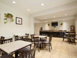 HOWARD JOHNSON INN SAN DIEGO SEA WORLD photo 1